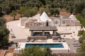 Affitto Trulli Eugheneia con Piscina a Ceglie Messapica
