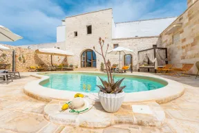 Casale Citrignano in Affitto in Puglia